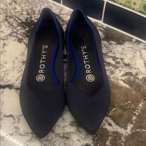 Rothy's The Poinr Women's Navy and Blue Flats